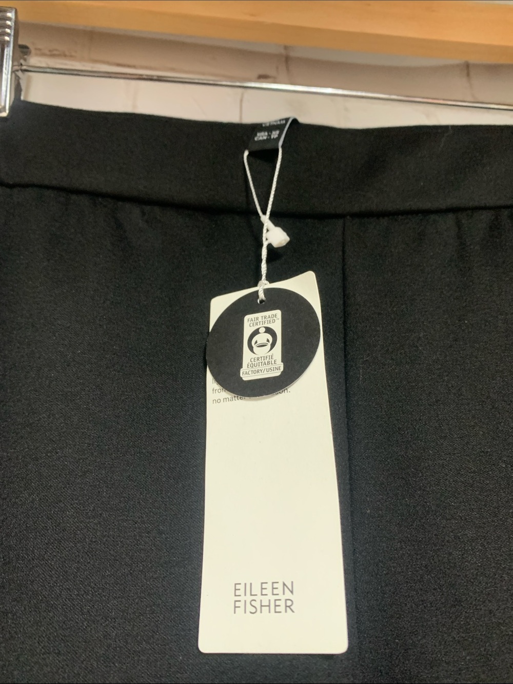 NEW Eileen Fisher Black Tencel Wide Ankle Pant Size XS $159 - Picture 3 of 6